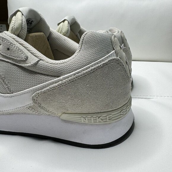Nike Venture Runner Beige Sneakers Lace Low Top Trainer Shoes CK2948-002 Size 10 - Picture 7 of 16